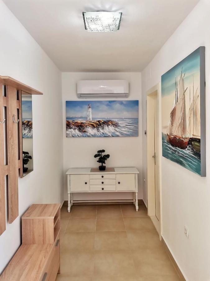 Honeycomb Apartment Split - Free Parking מראה חיצוני תמונה